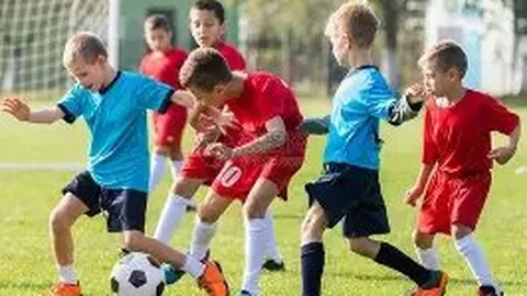 王威东举重55公斤级夺双金牌